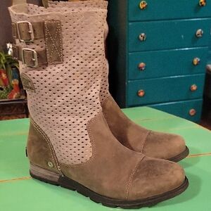 Sorel Women's Taupe Combat Boots